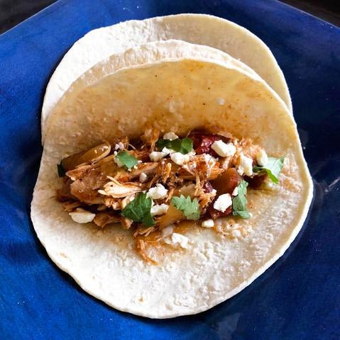 Slow Cooker Chicken Tinga Tacos - The Spice Guy