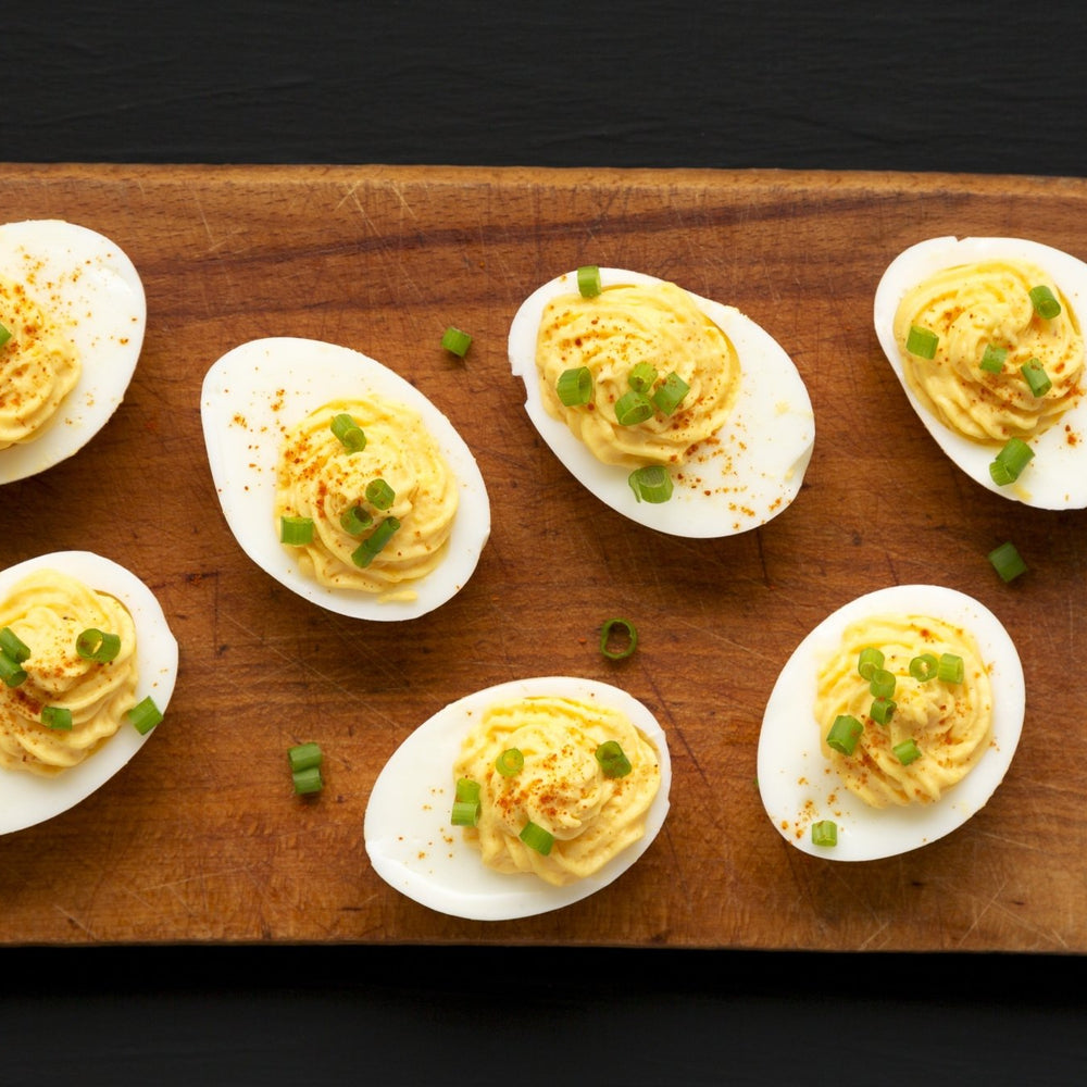 Sriracha Pow Deviled Eggs - The Spice Guy