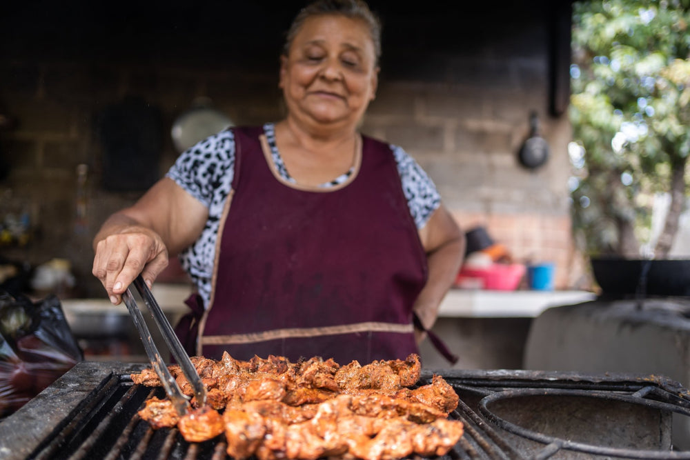 
                  
                    Muy Bien Box - The Spice Guy
                  
                