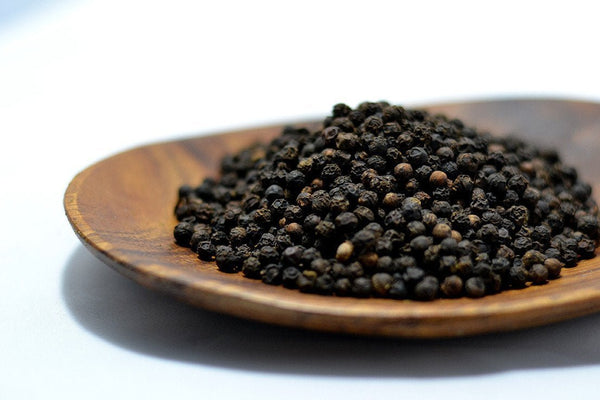 FORUN Black Whole Peppercorns – Strong Flavour, Water-Washed, All-Natural From Vietnam